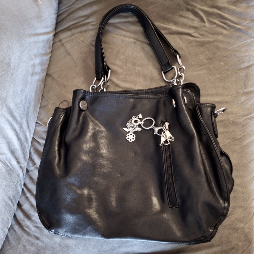 Conceal and Carry Black Leather Purse